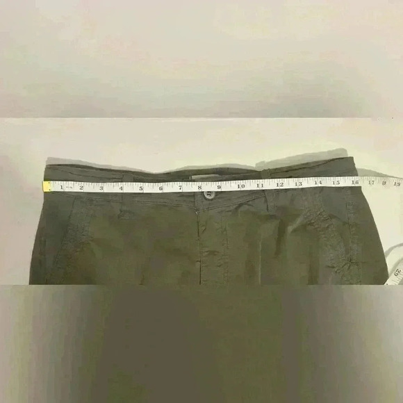 Women’s Army Green Cargo Shorts, Four Steeds, Size 10 - Picture 5 of 13